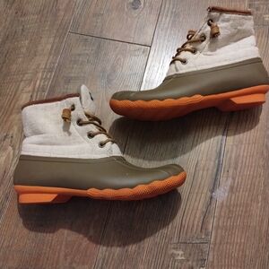 Stylish Women's Boots in Brown and Orange